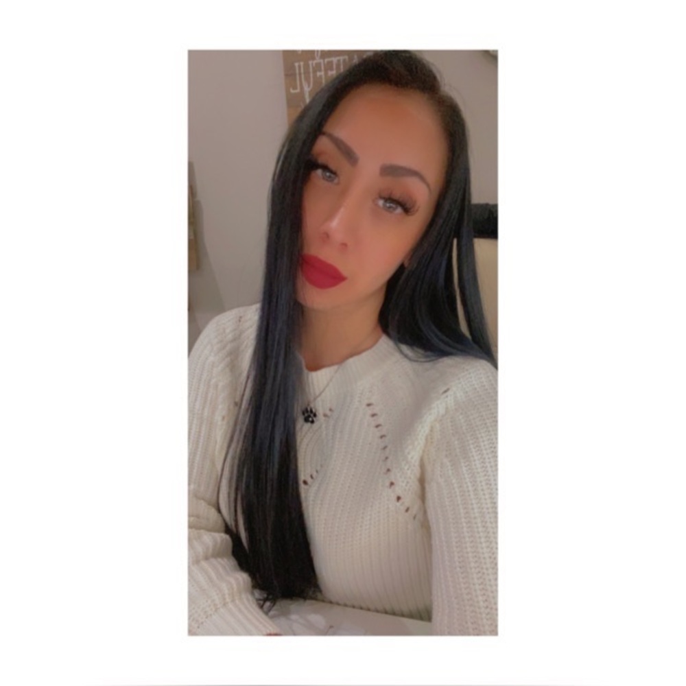 Meet your Posher, Sandra